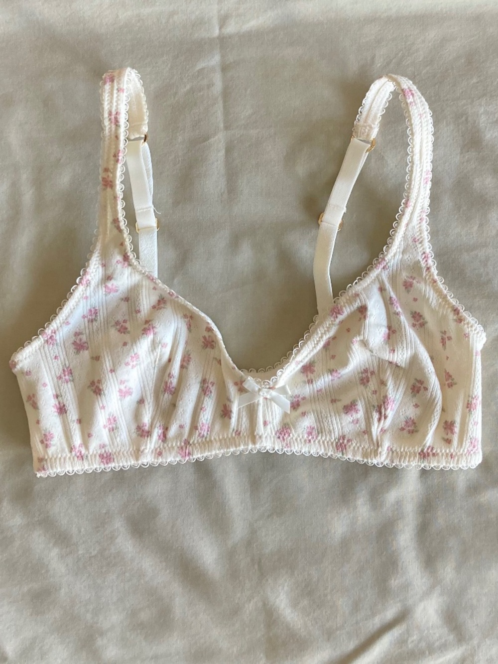 LOUNGE Floral Pointelle Bralette - NWOT (Size Medium)